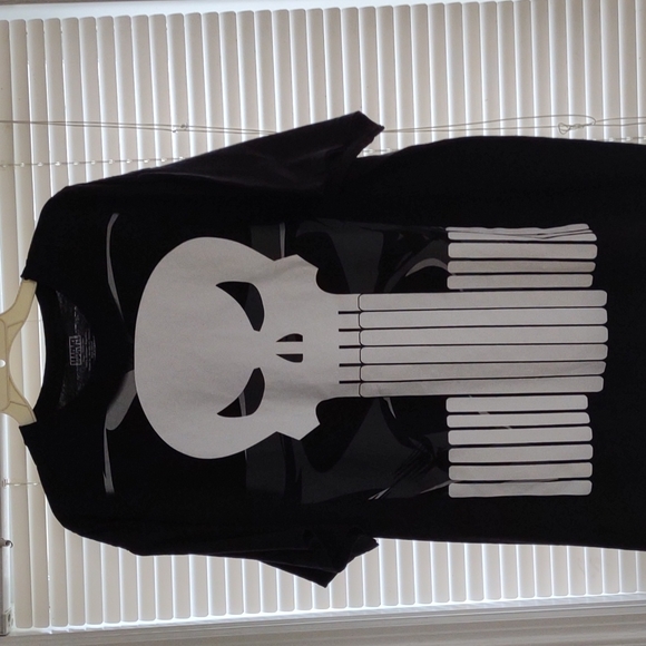 PUNISHER Men's XXL T-SHIRT, Marvel NWOT - Picture 3 of 13
